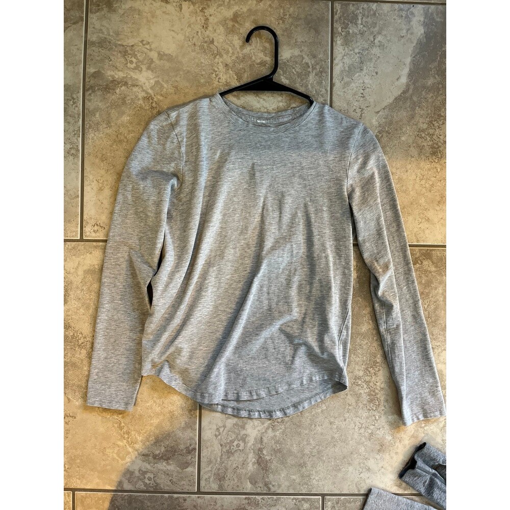 Lululemon Love Long sleeve Size 2